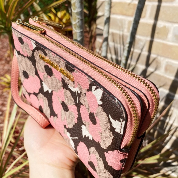 Michael Kors Large double zip wristlet floral - Picture 5 of 7